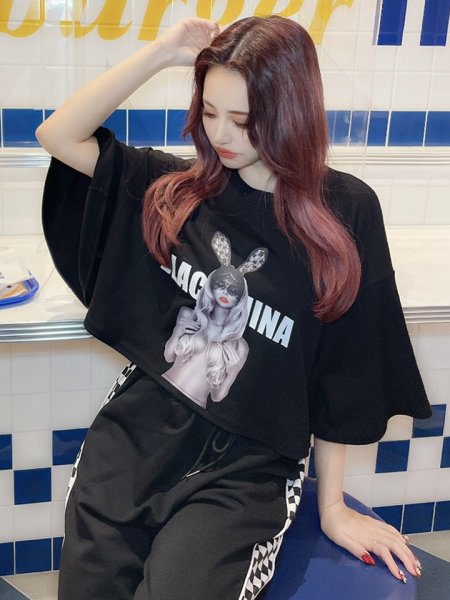 画像1: 【即日発送】ドロップショルダーショート丈Tシャツ (1)