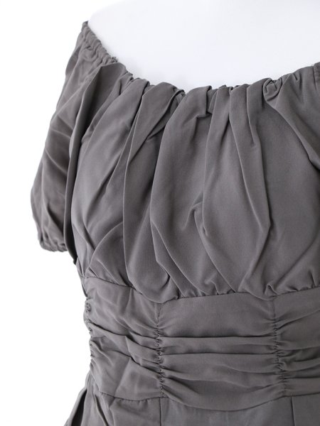 画像17: オフショルギャザーロンパース (17)