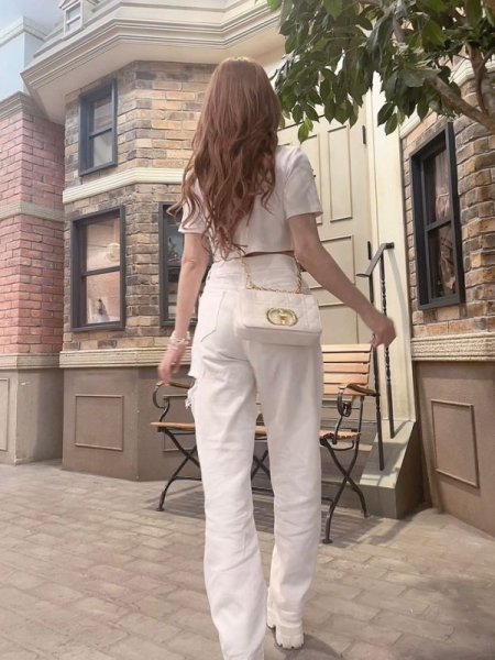 画像3: ロゴショート丈Tシャツ (3)